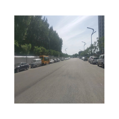   凤林北路东延伸段、小居安东西一路和大居安南北一路道路建设项目位于陕西省西安市长安区郭杜街办。根据《生产建设项目水土保持技术标准》（GB50433-2018），水土流失防治责任范围为项目征占地范围。经过实地调查和对工程设计资料分析，本项目总征占地面积3.93hm2，项目水土流失防治责任范围面积为3.93hm2，均为永久占地。占地类型主要为裸地、交通用地（现有道路硬化路面）和其他草地。本项目建设内容包括3条道路及其连接线和附属设施，道路总长约1575.132m，修建总长约1573.894m，本项目总投资7811.75万元，土建投资6034.03万元，全部为财政拨款。

        根据《西安市水土保持规划（2016-2030）》，项目区属于西安市渭河阶地、城市水土流失重点预防区，也是西安市城市水土流失易发监管区。依据“西安市土壤侵蚀模数图”，项目区属于微度土壤侵蚀区，侵蚀方式为水力侵蚀。


2023年6月12日，取得了西安市长安区行政审批服务局《关于凤林北路东延伸段、小居安东西一路和大居安南北一路道路建设项目水土保持方案审批准予行政许可决定书》长行审水决【2023】9号。

由于本项目在实际施工过程中，与原主体设计基本一致，确保可达到水土保持初步设计在水土防护上指导施工、服务施工的目的。


为保障本监测工作有序、高效、规范、高质量地完成，我公司针对项目实际情况设立了监测领导小组，由领导小组统一组织、部署和管理“凤林北路东延伸段、小居安东西一路和大居安南北一路道路建设项目”水土保持监测工作。按照工作计划分工，明确监测职责、承担相应的监测任务。在成立监测领导机构的同时，组织了一支专业知识强、业务水平熟练、监测设备齐全、监测经验丰富的水土保持监测队伍组建“凤林北路东延伸段、小居安东西一路和大居安南北一路道路建设项目”项目部，专人专班，全力以赴做好本项目监测实施方案的制定、审查、前期工作资料的收集和准备工作，以及监测工作的组织、管理、实施、数据处理和汇总、成果审查与上报、信息反馈等各项工作。

在水土保持监测工作期间，我公司水土保持监测工作能顺利开展，其中得到了建设单位、监理等单位的密切配合和协助。

根据水士保持相关法律法规，监测小组对项目建设过程中的监测工作、水土流失情况和水士保持措施实施情况进行总结，确定项目各项防治目标是否达标。同时，对试运行期的水土保持措施运行情况进行评价，并总结相关问题并提出针对性的建议。

监测成果清单如下:

（1）凤林北路东延伸段、小居安东西一路和大居安南北一路道路建设项目水土保持监测实施方案；
        （2）凤林北路东延伸段、小居安东西一路和大居安南北一路道路建设项目水土保持监测回顾性监测报告（2022年11月~2023年6月）；

（3）凤林北路东延伸段、小居安东西一路和大居安南北一路道路建设项目水土保持监测季报（2023年6月~2023年9月）。